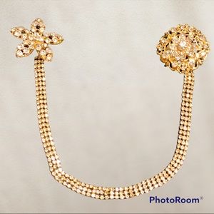 Fashion Water Drop Shiny Zircon Brooch Ladies Business Prom Dress Suit Shirt pin